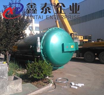 側(cè)開(kāi)門蒸壓釜